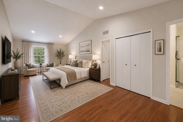 502 THERESA AVE, Essex, MD 21221