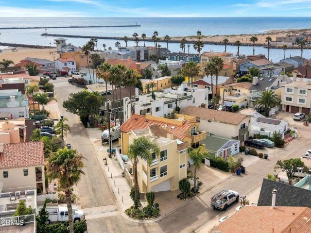 2301 Chico Court, Oxnard, CA 93035