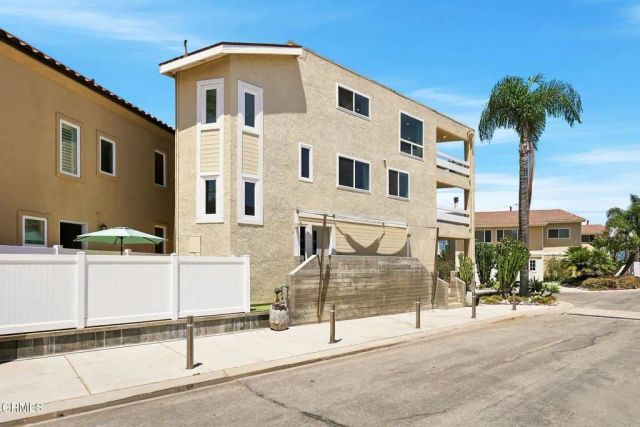 2301 Chico Court, Oxnard, CA 93035