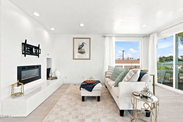 2301 Chico Court, Oxnard, CA 93035