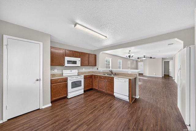237 CACTUS PATCH, Schertz, TX 78154