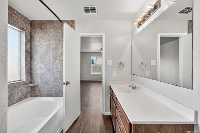 237 CACTUS PATCH, Schertz, TX 78154