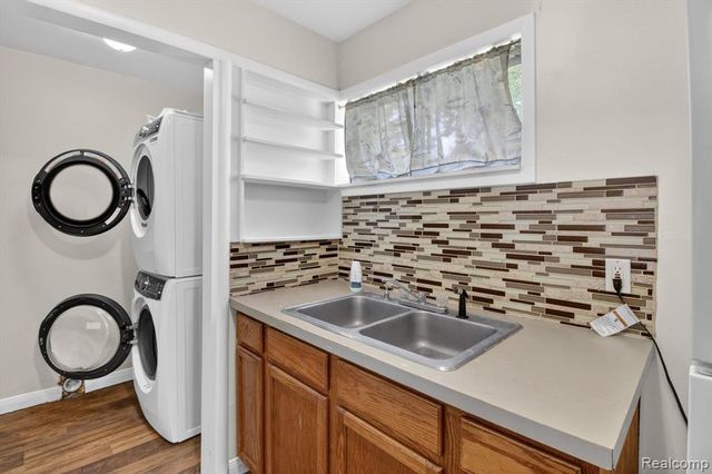 1459 Grove Road, Ypsilanti, MI 48198