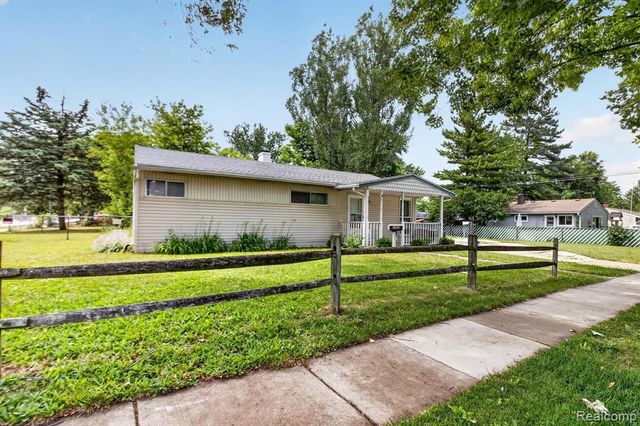 1459 Grove Road, Ypsilanti, MI 48198