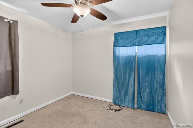 1459 Grove Road, Ypsilanti, MI 48198