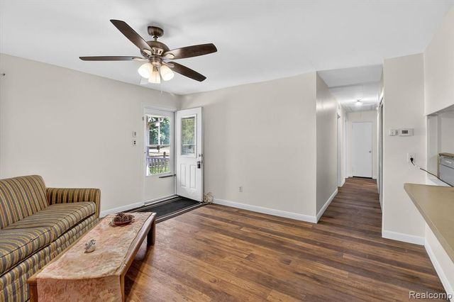 1459 Grove Road, Ypsilanti, MI 48198