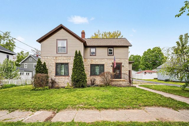218 Kalamazoo Street, Otsego City, MI 49078
