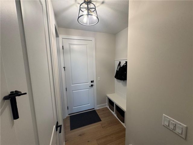 15597 W 168th Place, Olathe, KS 66062