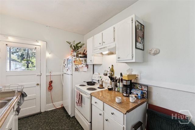 522 E 38th Street B, Savannah, GA 31401