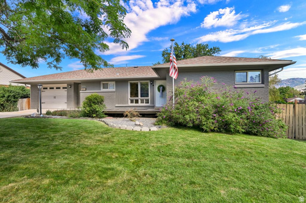 1376 E KINGSTON DR, Ogden, UT 84403 — photo 2