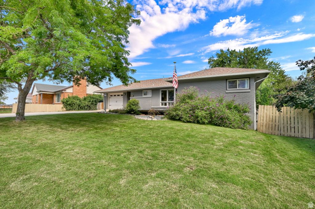 1376 E KINGSTON DR, Ogden, UT 84403 — photo 3