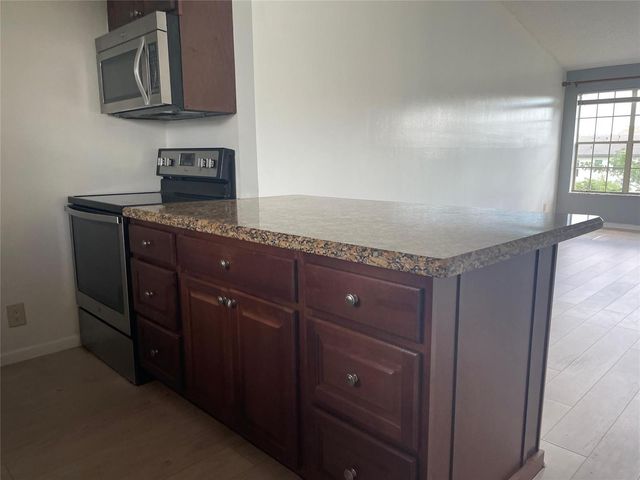 6324 LA COSTA Drive K, Boca Raton, FL 33433