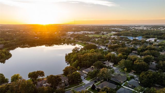 330 ENGLISH LAKE DRIVE, Winter Garden, FL 34787