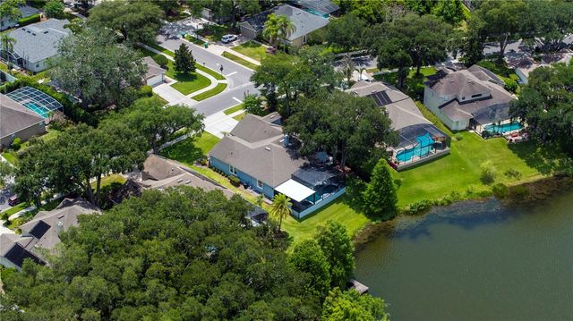 330 ENGLISH LAKE DRIVE, Winter Garden, FL 34787