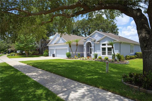330 ENGLISH LAKE DRIVE, Winter Garden, FL 34787