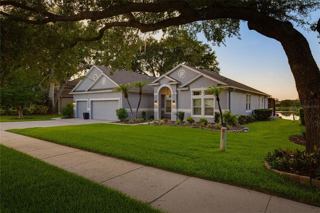 330 ENGLISH LAKE DRIVE, Winter Garden, FL 34787