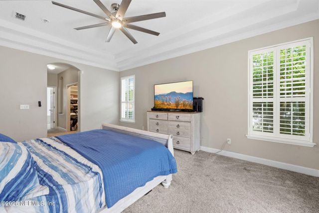 7907 DAWSONS CREEK Drive, Jacksonville, FL 32222