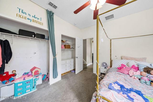 7907 DAWSONS CREEK Drive, Jacksonville, FL 32222