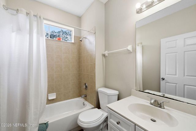 7907 DAWSONS CREEK Drive, Jacksonville, FL 32222