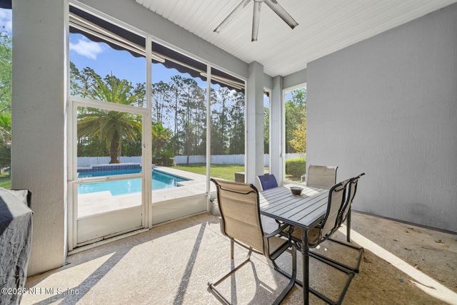 7907 DAWSONS CREEK Drive, Jacksonville, FL 32222