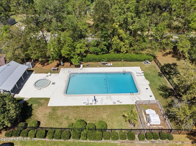 7907 DAWSONS CREEK Drive, Jacksonville, FL 32222