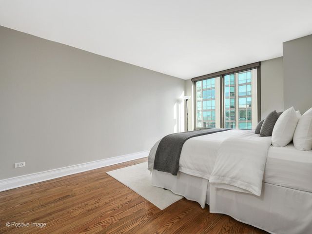 2 E Erie Street 1501, Chicago, IL 60611