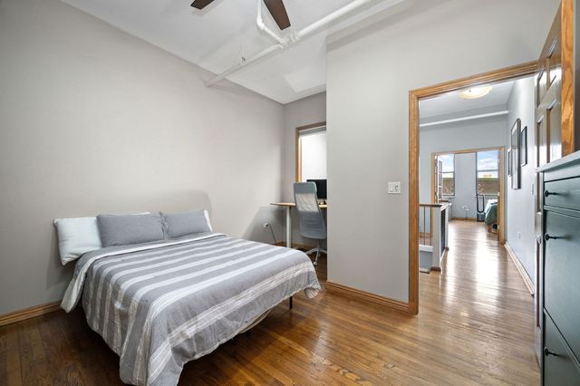 1101 W Armitage Avenue 204, Chicago, IL 60614