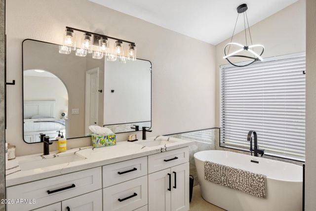 3967 E VERBENA Court, Phoenix, AZ 85044