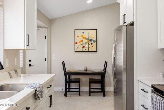 3967 E VERBENA Court, Phoenix, AZ 85044
