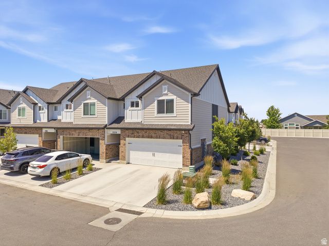 3378 W 3950 S, West Haven, UT 84401