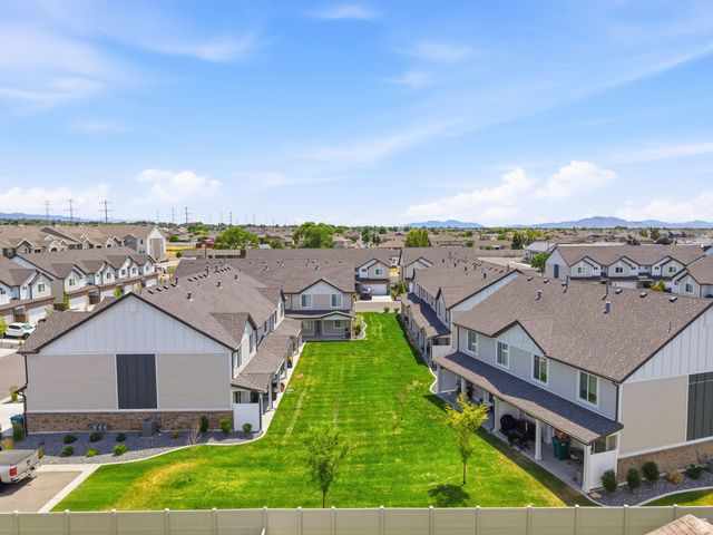 3378 W 3950 S, West Haven, UT 84401