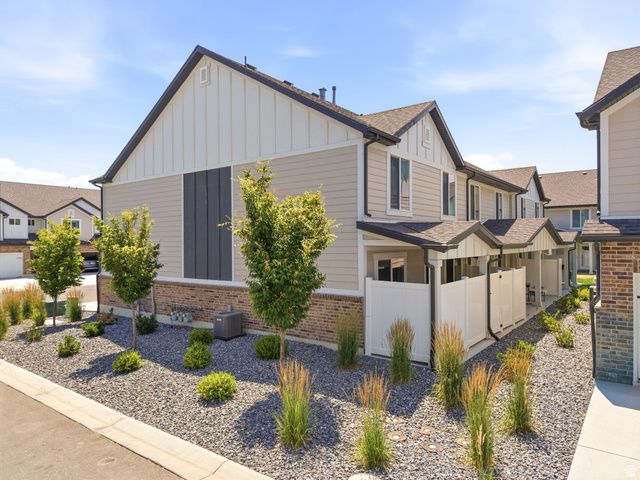 3378 W 3950 S, West Haven, UT 84401