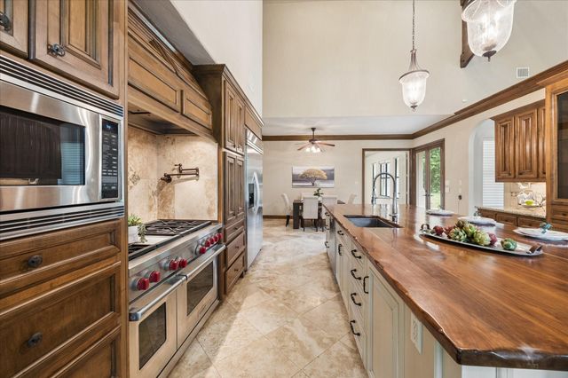 4711 Fulbrook Road, Fulshear, TX 77441