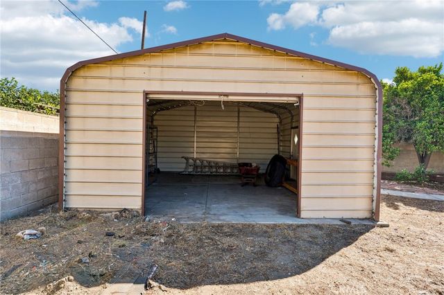 17436 Malaga Street, Fontana, CA 92336