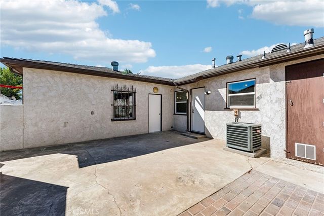 17436 Malaga Street, Fontana, CA 92336