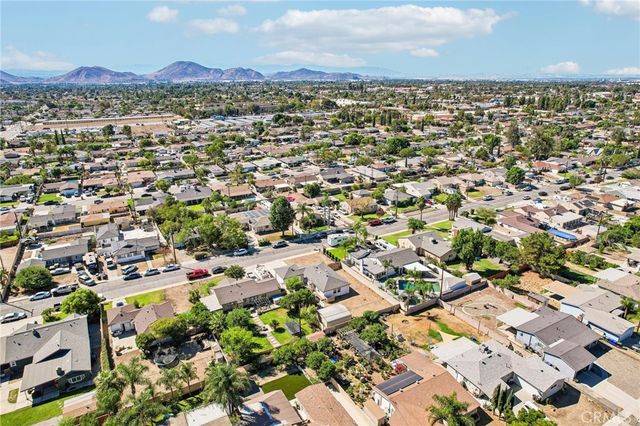 17436 Malaga Street, Fontana, CA 92336
