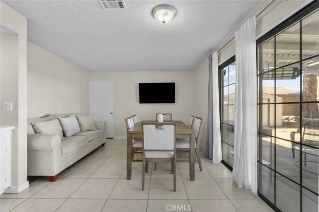 5389 Evergem Avenue, Palmdale, CA 93552