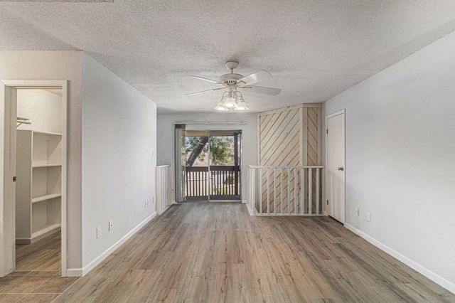 1900 Bay Area Boulevard 121, Houston, TX 77058