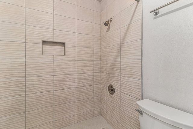 1900 Bay Area Boulevard 121, Houston, TX 77058