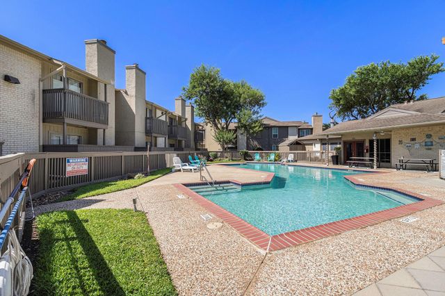 1900 Bay Area Boulevard 121, Houston, TX 77058
