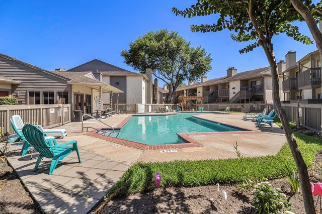 1900 Bay Area Boulevard 121, Houston, TX 77058