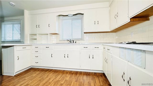 954 Brighton Road, Tonawanda, NY 14150