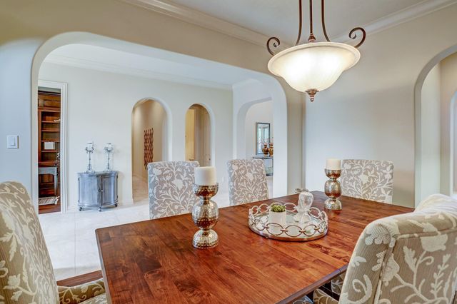 1914 Mystic Arbor Lane, Houston, TX 77077