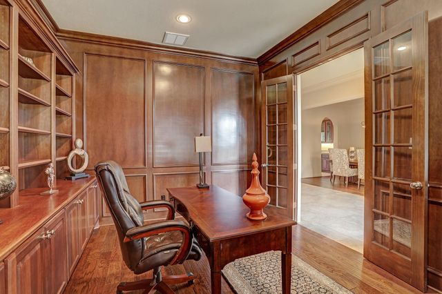 1914 Mystic Arbor Lane, Houston, TX 77077