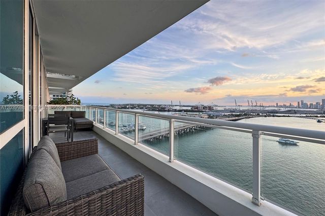 540 W Ave 2114 2114, Miami Beach, FL 33139