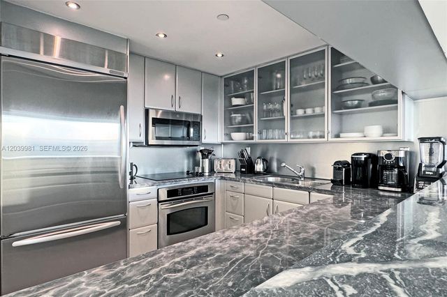 540 W Ave 2114 2114, Miami Beach, FL 33139