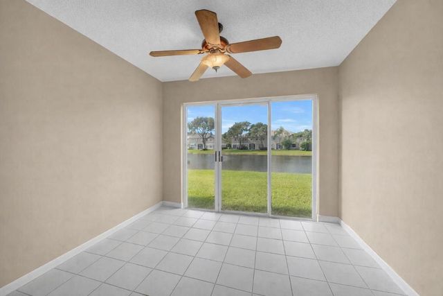 9082 Boca Gardens Parkway C, Boca Raton, FL 33496