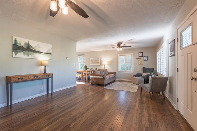 1212 N Park Avenue, Shawnee, OK 74801