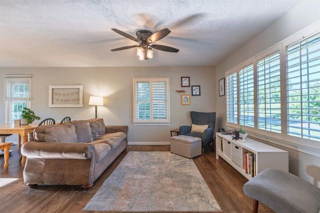 1212 N Park Avenue, Shawnee, OK 74801