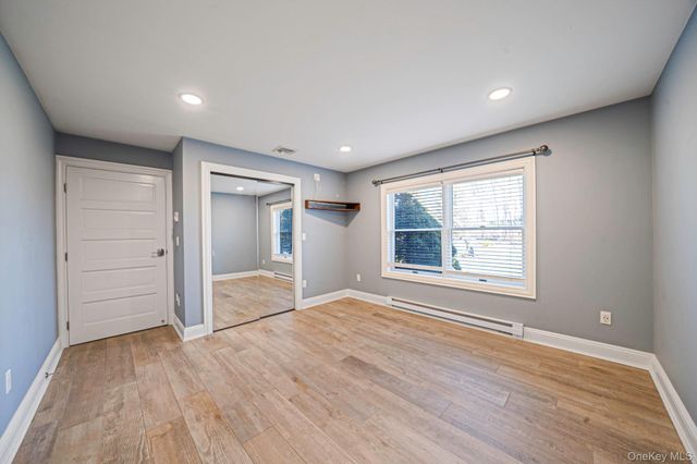 72 Locust Avenue, Oakdale, NY 11769